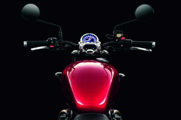 Triumph Street Twin 2016 cockpit