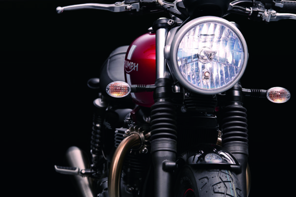 Triumph Street Twin 2016 headlight