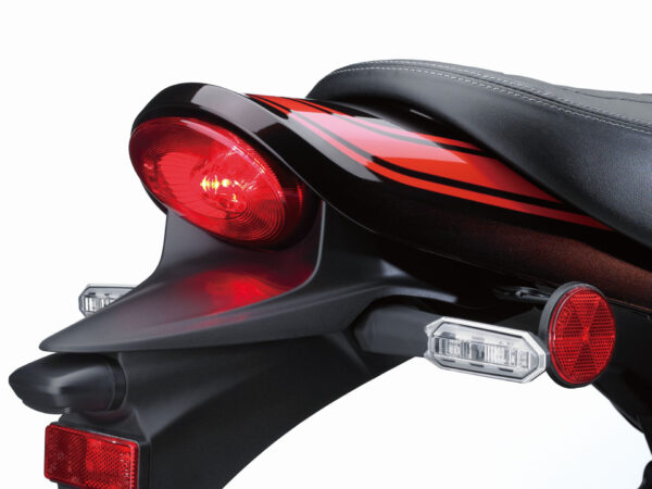 Kawasaki Z900RS 2018 Candytone Brown Candtone Orange taillight