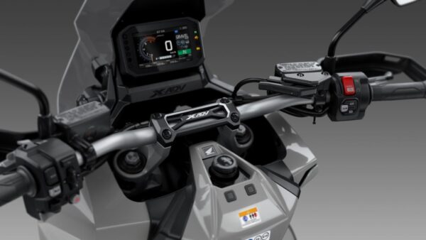 Honda X-ADV 2021 cockpit