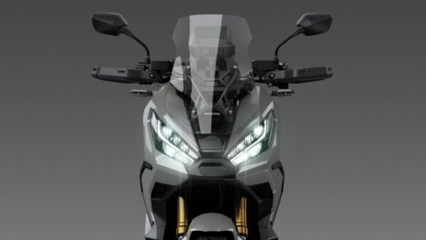 Honda X-ADV 2021 headlight