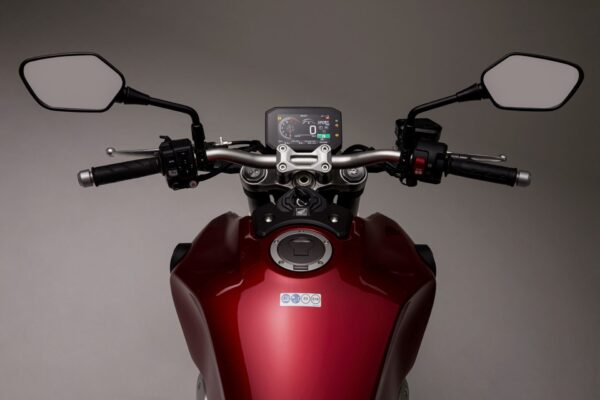 Honda CB1000R 2021 cockpit