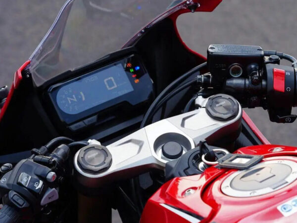 Honda CBR650R 2023 dashboard