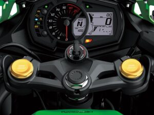 【初回限定】 Kawasaki ergonomics and Specs - (2020+) ZX-25R Ninja テーブル・チェア・ハンモック