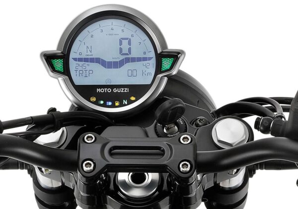 Moto Guzzi V7 Stone 2023 dashboard3