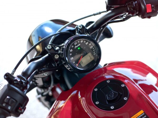 Indian Scout Bobber 2018 dashboard