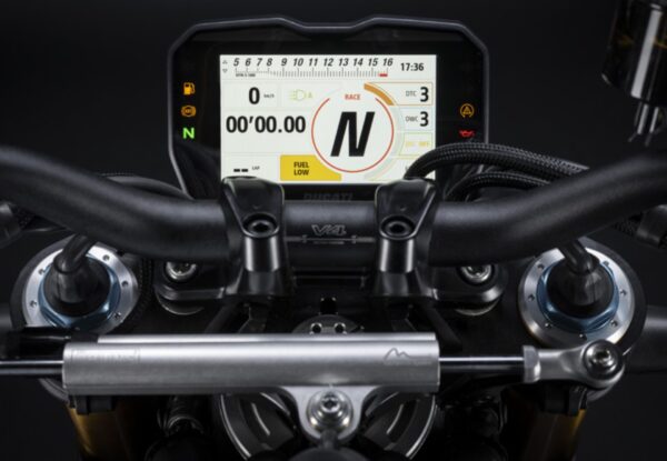 Ducati Streetfighter V4 2023 dashboard