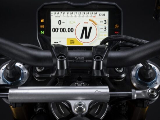 Ducati Streetfighter V4 2023 dashboard