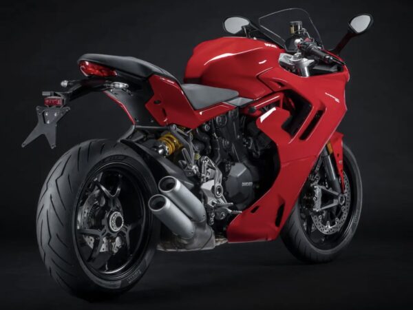 Ducati Supersport 950 2022 back