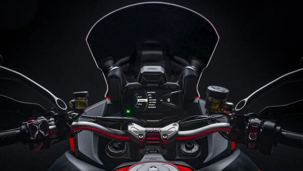 Ducati Multistrada V2 S 2022 dashboard
