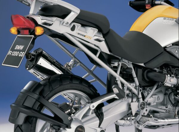 BMW R 1200 GS 2004 Desert Yellow taillight