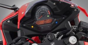 Honda CBR300R 2015 dashboard