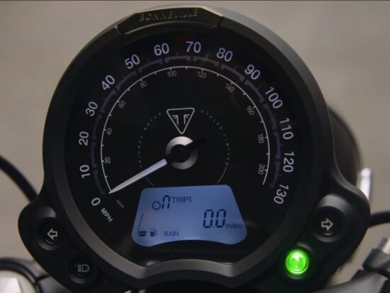 Triumph Bonneville Speedmaster 2026 dashboard