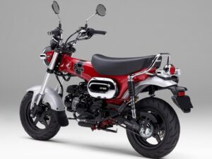 Honda Dax 125 2023 back