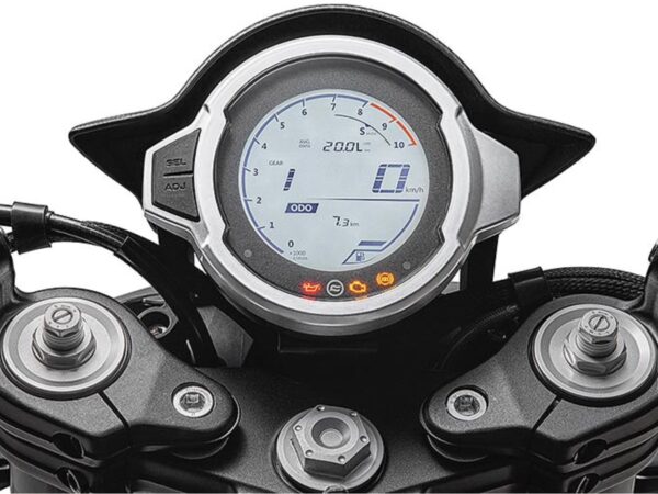 CFMoto 700CL-X Sport 2022 dashboard
