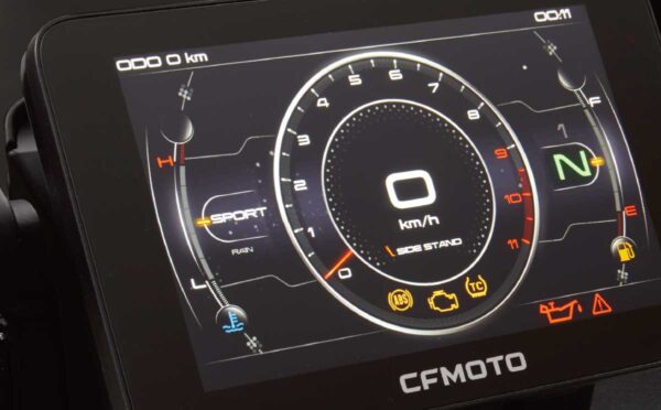 CFMoto 800MT Sport 2023 dashboard