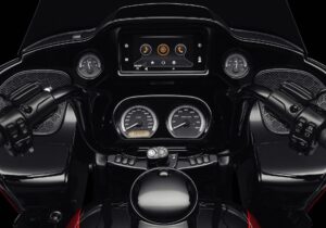 Harley-Davidson Road Glide Limited 2020 dashboard