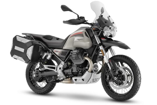 Moto Guzzi V85 TT Travel 2023 front