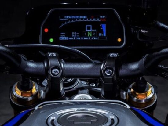 Yamaha MT-10 SP 2023 dashboard