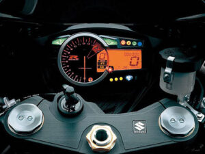 Suzuki GSX-R600 2023 dashboard