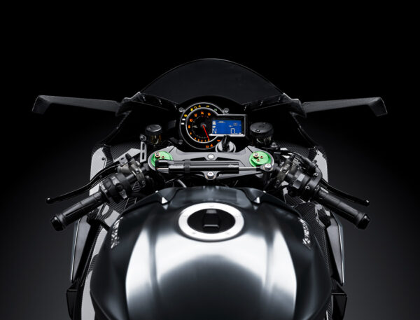 Kawasaki H2R 2023 cockpit
