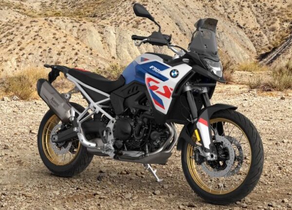 BMW F 900 GS 2024 front