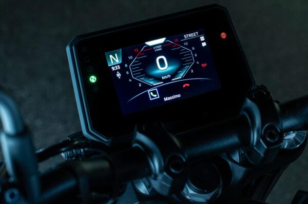 Yamaha MT-09 2024 dashboard