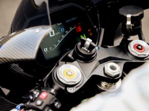 BMW M 1000 RR 2023 dashboard
