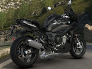 BMW S 1000 XR 2024 Blackstorm Metallic 2 back