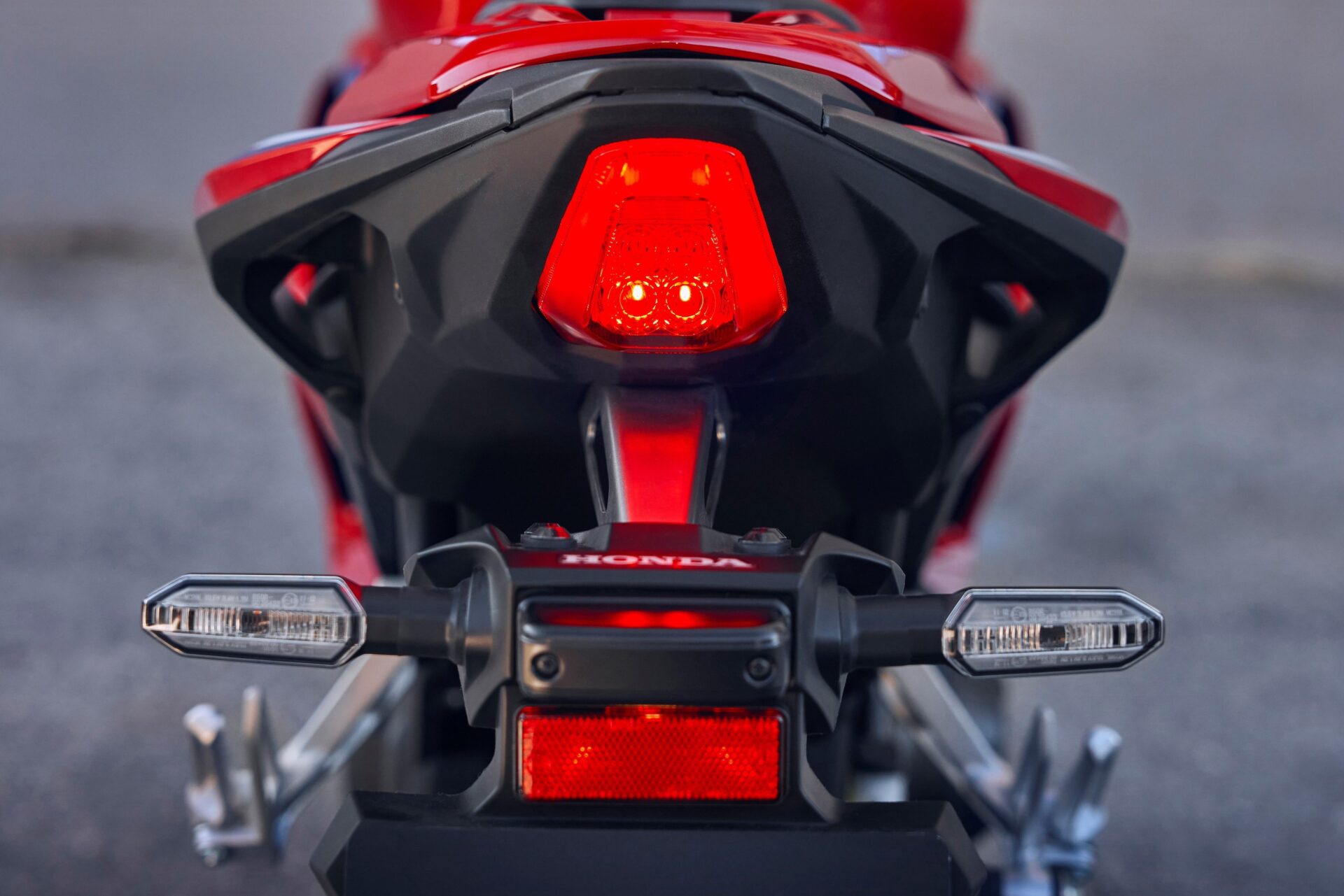Honda CBR500R (2024+) Specs and ergonomics