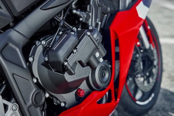 Honda CBR650R 2024 e-clutch2