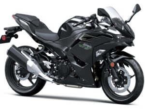 Kawasaki Ninja 500 2024 front