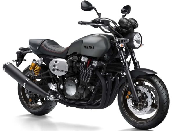 Yamaha XJR1300 2015 grey front