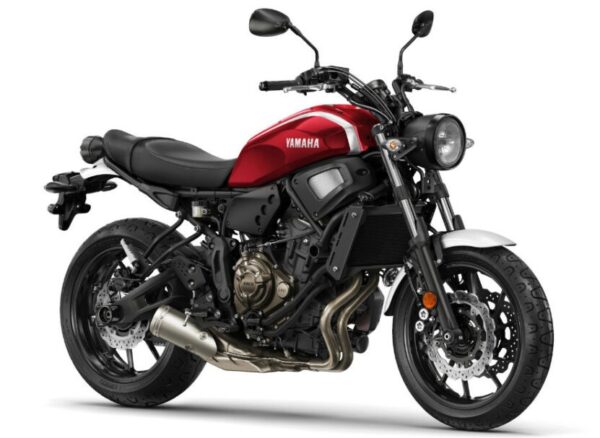 Yamaha XSR700 2017 red front