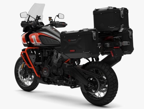 Harley-Davidson CVO Pan America 2024 Legendary Orange Black back