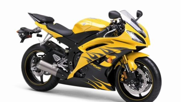 Yamaha YZF-R6 2008 yellow flames front