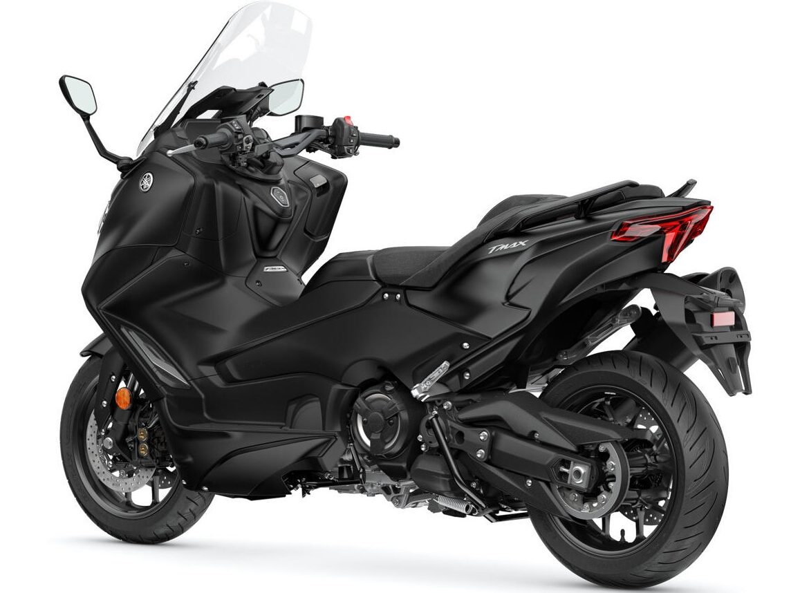 Yamaha TMAX 2022 2024 Specs and ergonomics