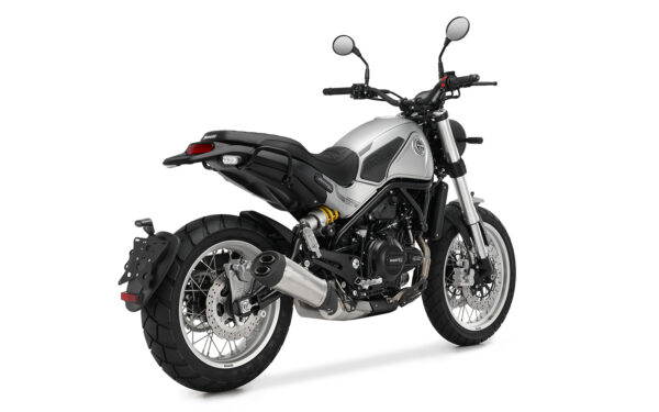 Benelli Leoncino 500 Trail 2023 silver back