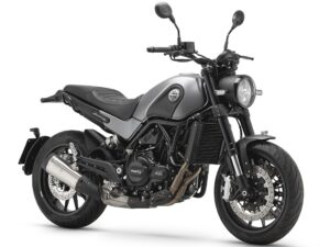 Benelli Leoncino 500 2023 grey front