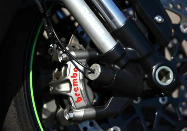 Kawasaki Ninja ZX-10R SE (2019-2020) - Specs and ergonomics