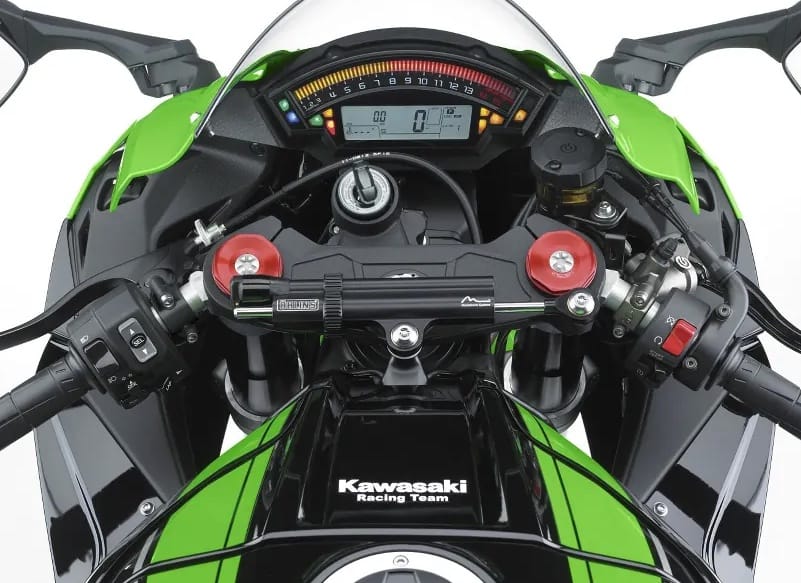 Kawasaki Ninja ZX-10R (2016-2018) - Specs and ergonomics