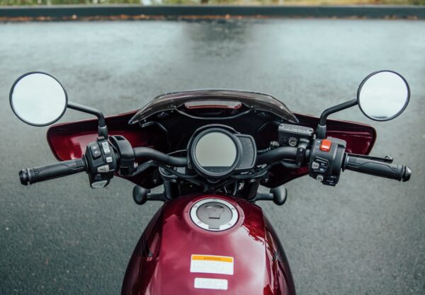 Honda Rebel 1100T CMX1100T Tour 2023 Bordeaux Red Metallic cockpit