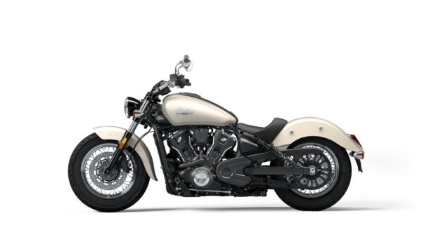 Indian Scout Classic 2025 Silver Quartz Smoke left side