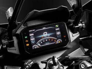 CFMoto 700MT 2023 dashboard