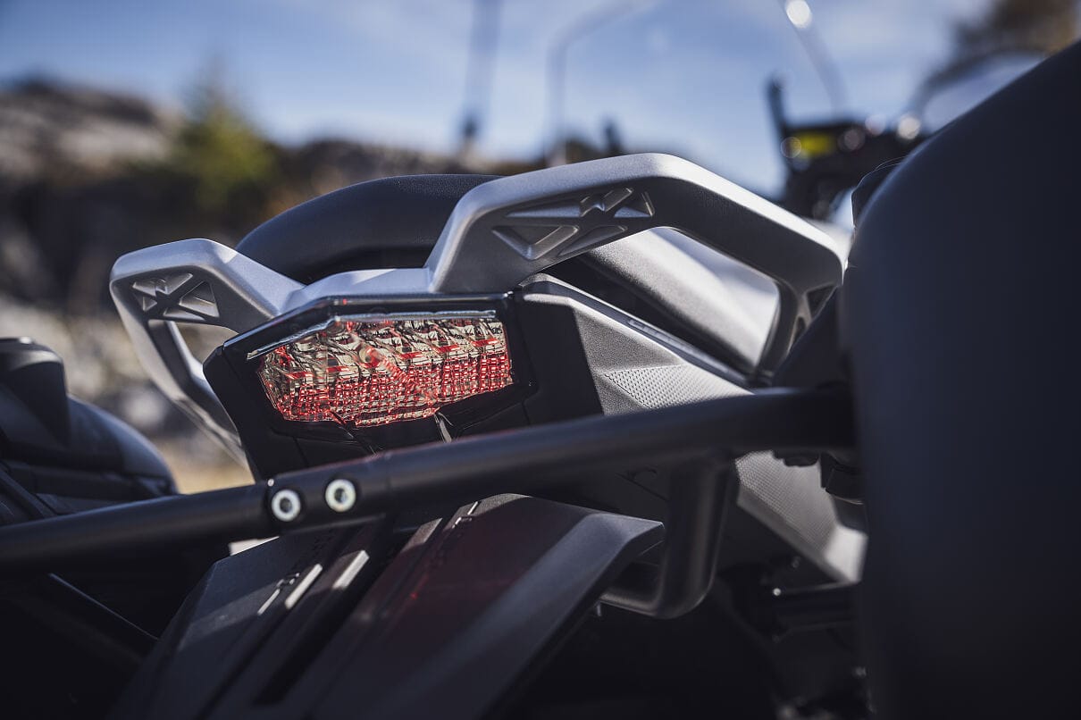 CFMoto 650GT 2023 taillight