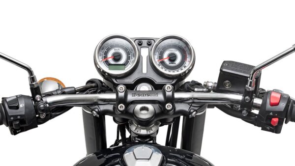 Benelli Imperiale 400 2020 cockpit