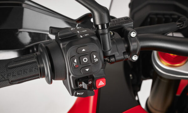 MV Agusta Enduro Veloce 2024 left switchgear