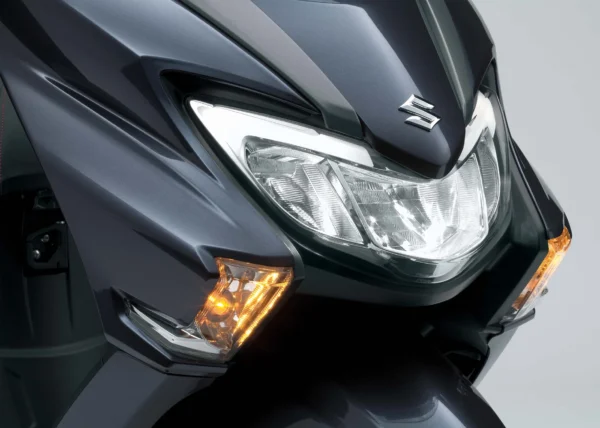 Suzuki Burgman Street 125EX 2023 headlight