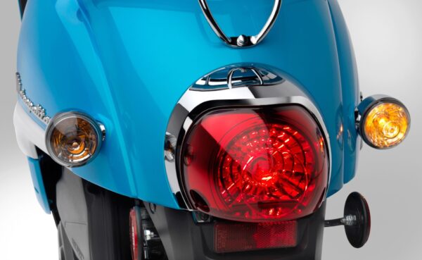 Honda Metropolitan 2016 taillight