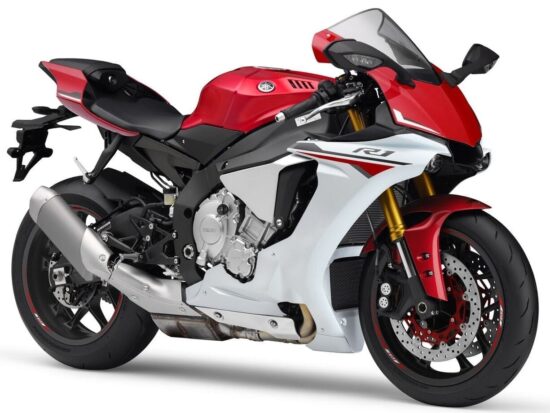 Yamaha YZF-R1 2015 Rapid Red Pearl White front